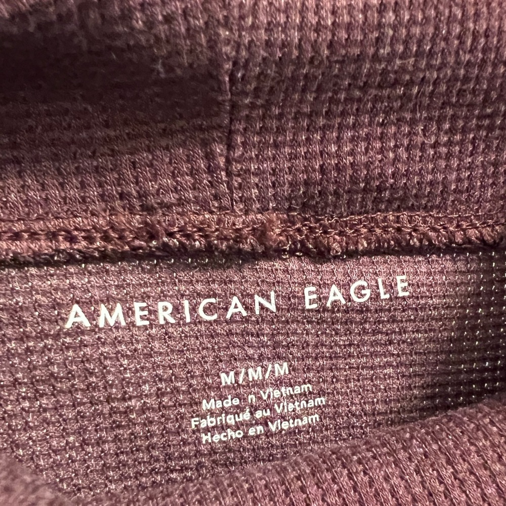 American Eagle Low-High Turtle Neck Long Sleeve Tee Size M - Picture 2 of 5